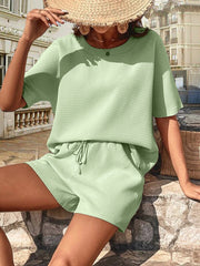 Solid Color Short-Sleeved Shorts Bat Shirt Fashionable Two-Piece Set