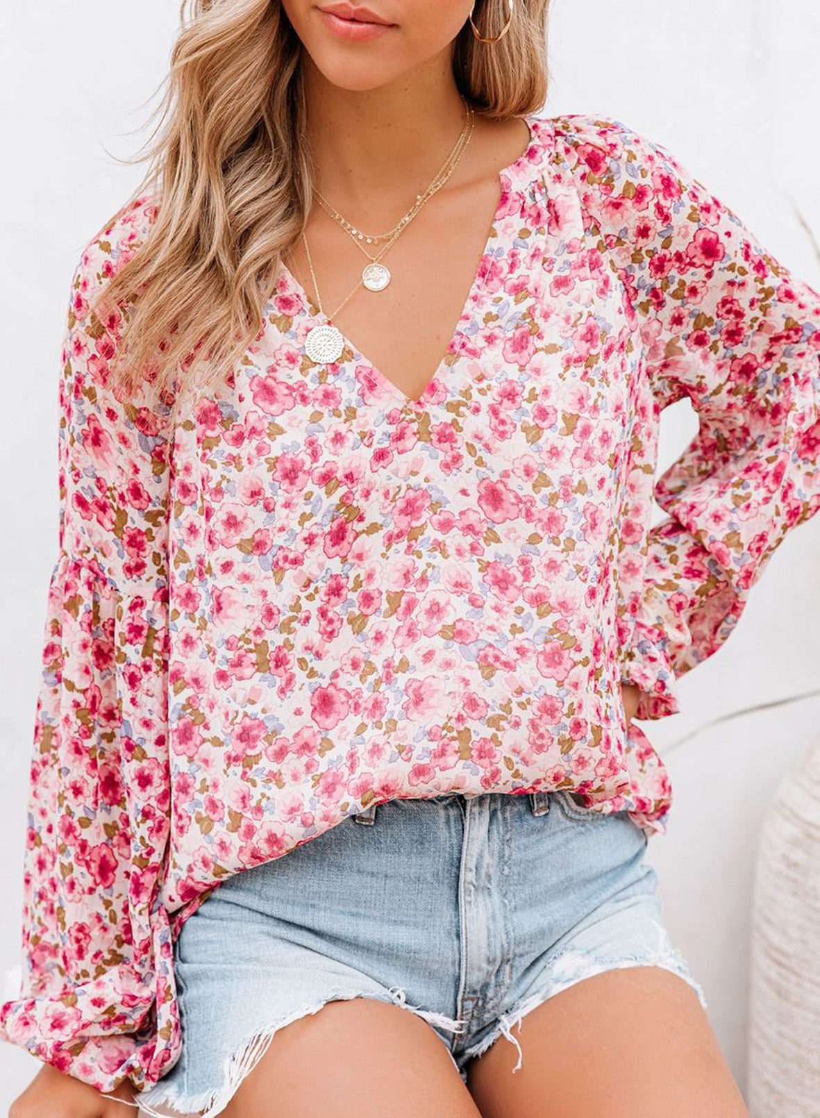 Long-Sleeved V-Neck Floral Chiffon Shirt