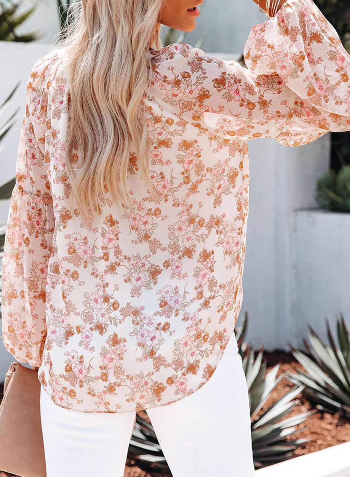 Long-Sleeved V-Neck Floral Chiffon Shirt