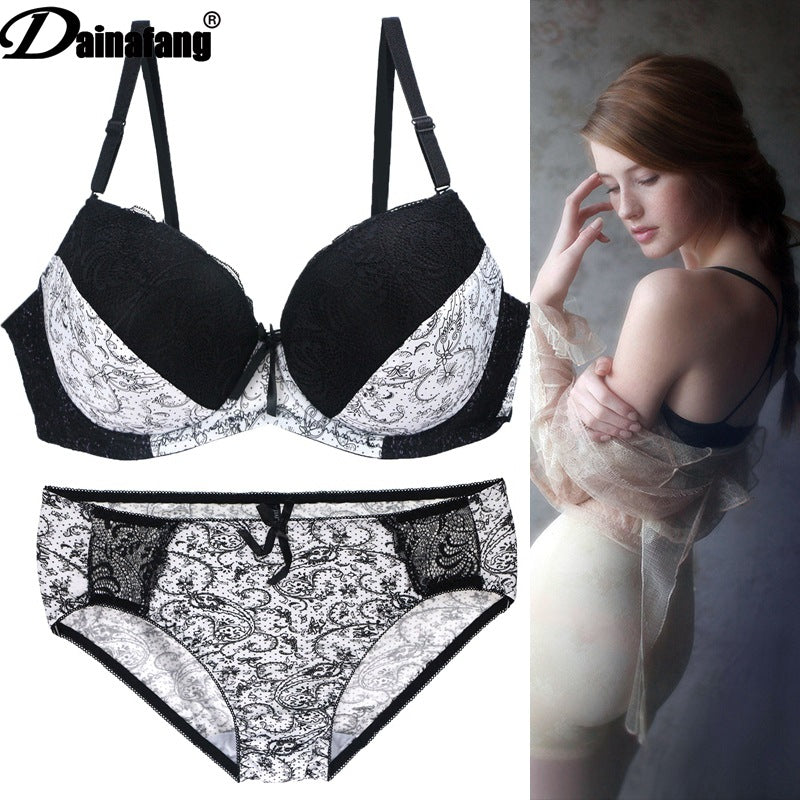 Floral Lace Plus Size Bra and Lingerie Set