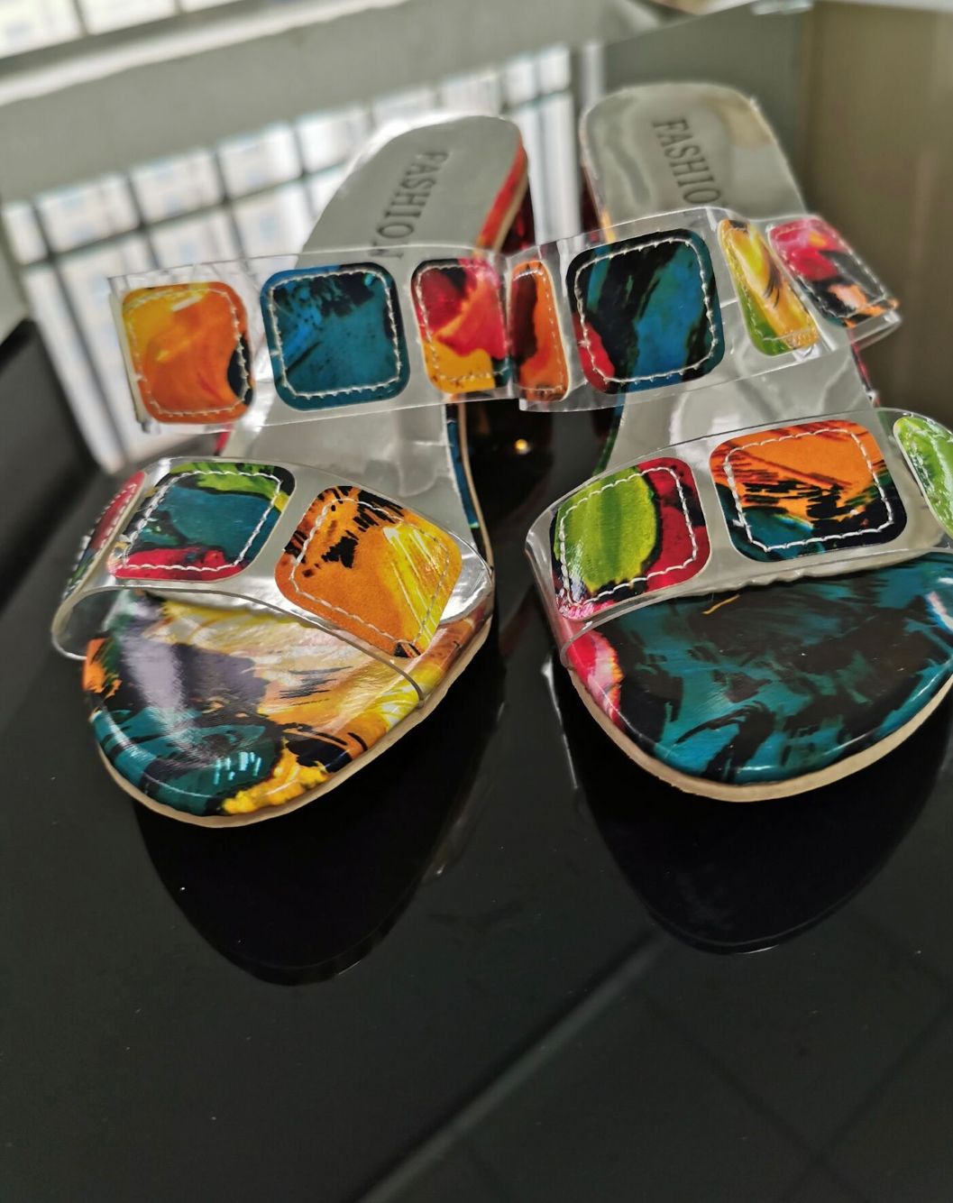 Colorful Applique Chunky Heeled Sandals