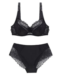Plus Size Lace Lingerie Set